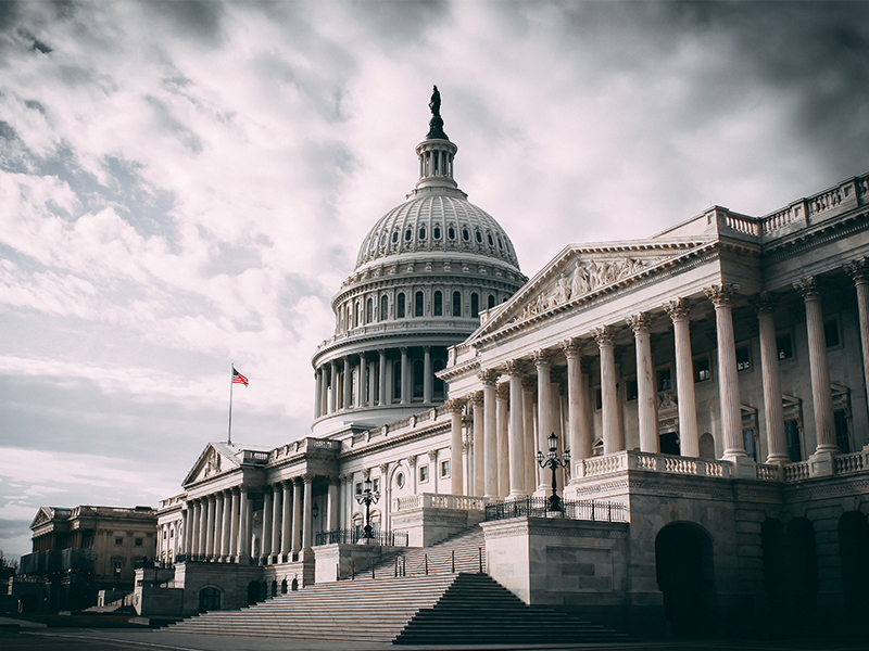 U.S. Capitol building. Foto de Harold Mendoza vía Unsplash.