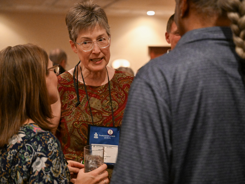 Co-Moderator Candidate Marian McClure Taylor meets attendees