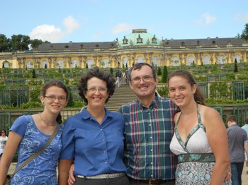 Al and Ellen Smith and daughters