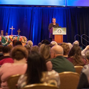 Sandy Sorenson speaks to a full auditorium at EAD 2016.