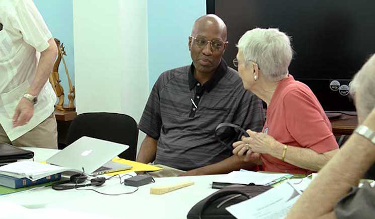 J-Herbert-Nelson-and-Pat-Metcalf-have-a-discussion-during-a-break