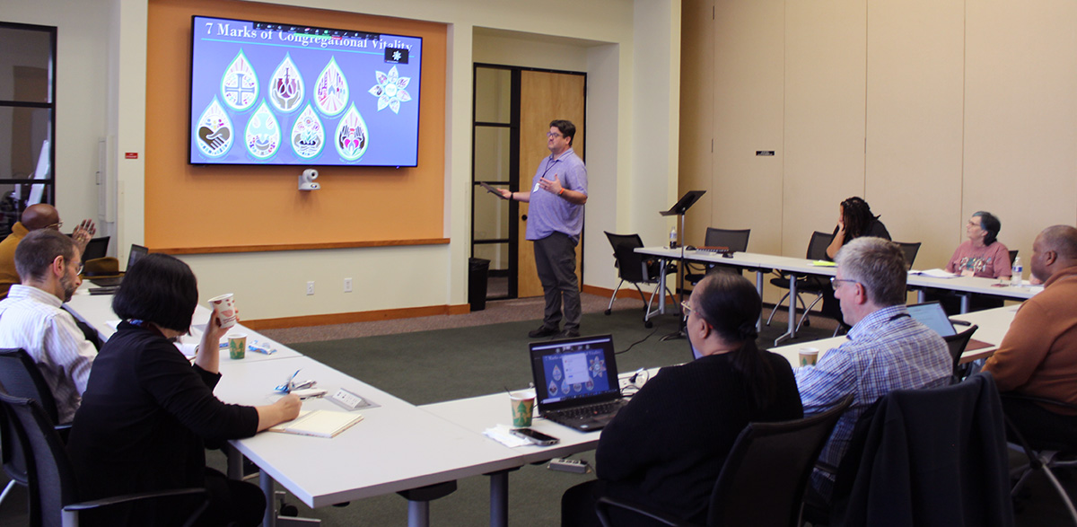 The Rev. Tony Oltmann led the workshop “The 7 Marks and You – Vital Congregations Initiative” at the Presbyterian Center during the Moderators’ Conference. Photo by Rick Jones. 