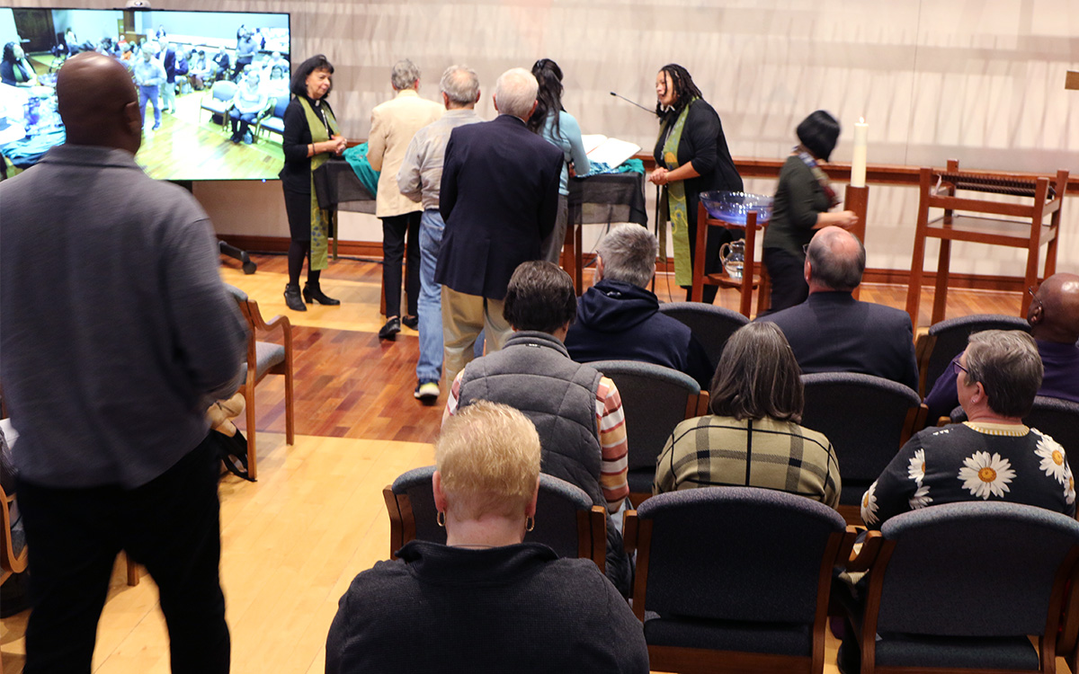 The Co-Moderators of the 225th General Assembly concluded closing worship at the Moderators’ Conference at the Presbyterian Center with communion. Photo by Rick Jones