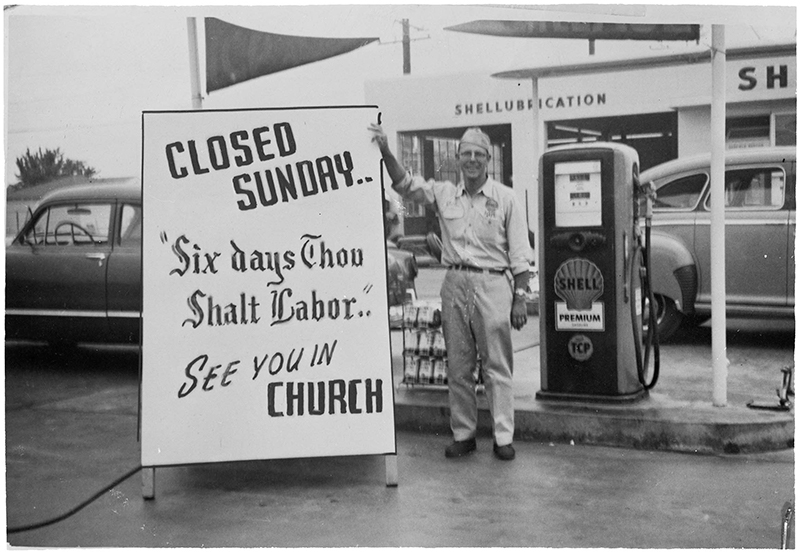 A gas station in Los Angeles in 1955.